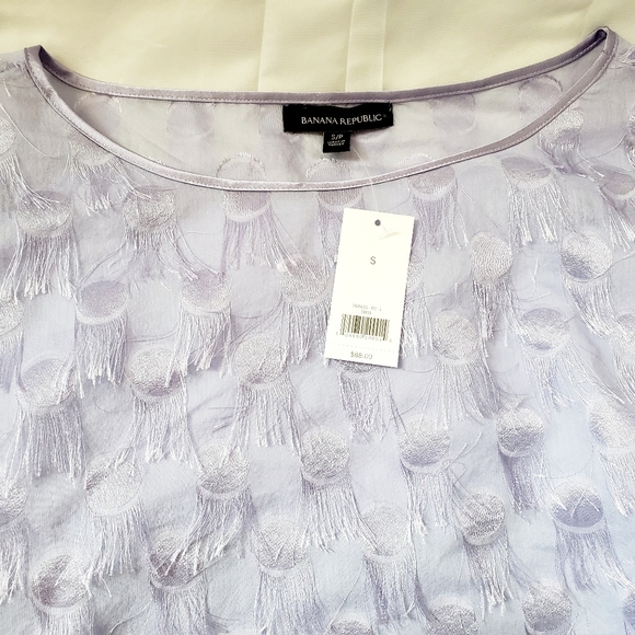 Purple Levender Shortsleeve Blouse Sheer Lightweight By Banana Republic - Picture 6 of 9